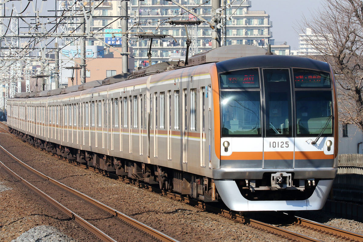 東京メトロ  10000系 10125F
