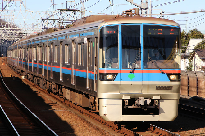 6300系6306Fを多摩川駅で撮影した写真