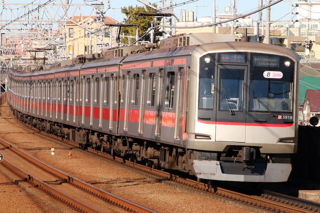 5000系5118Fを多摩川駅で撮影した写真
