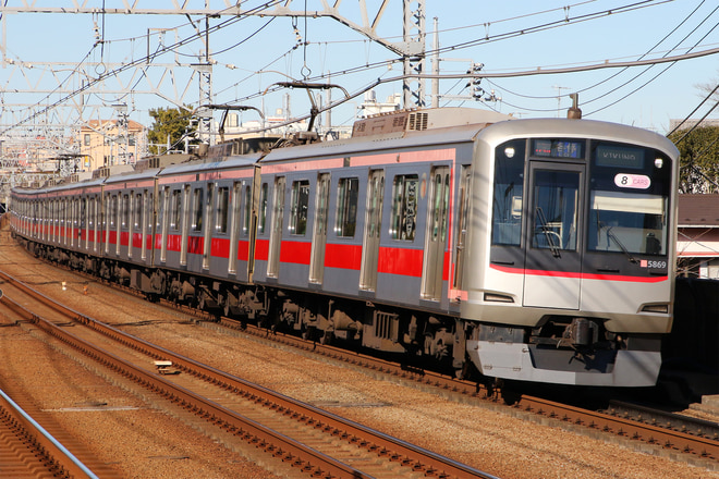 5050系5169Fを多摩川駅で撮影した写真
