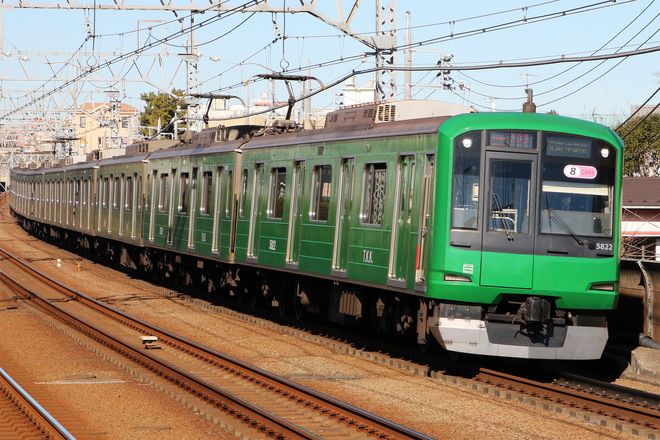 5000系5122Fを多摩川駅で撮影した写真