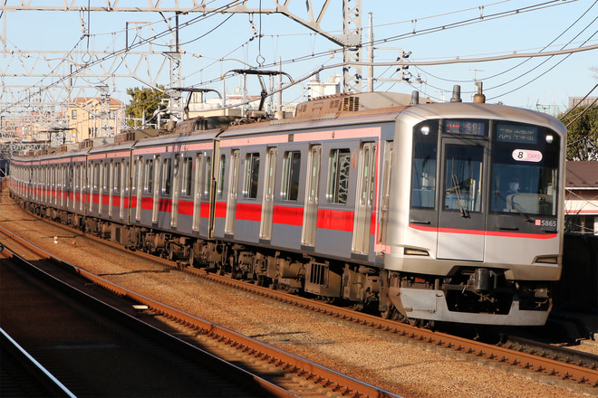 5050系5165Fを多摩川駅で撮影した写真