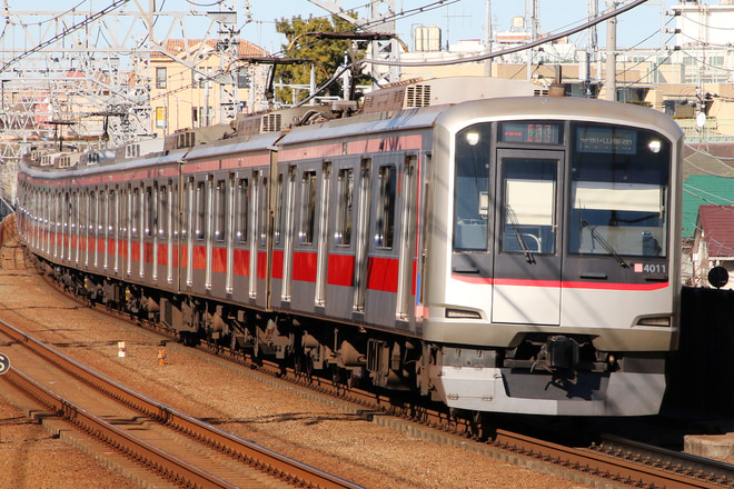 5050系4111Fを多摩川駅で撮影した写真