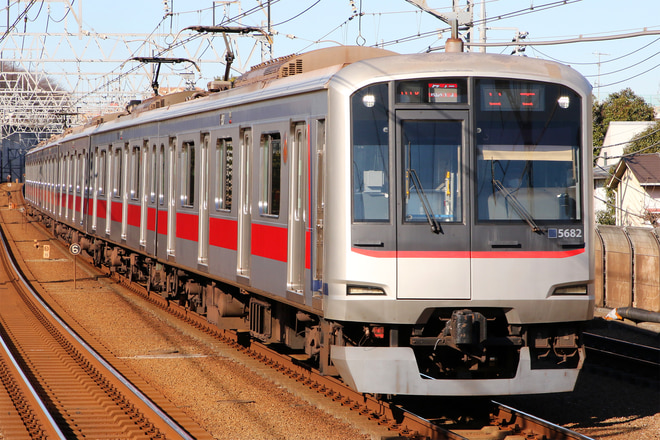 5080系5182Fを多摩川駅で撮影した写真