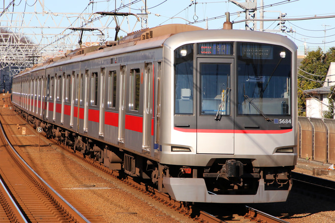 5080系5184Fを多摩川駅で撮影した写真