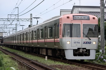 京王電鉄  1000系 1724F
