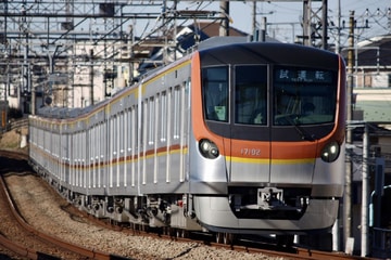 東京メトロ  17000系 17102F