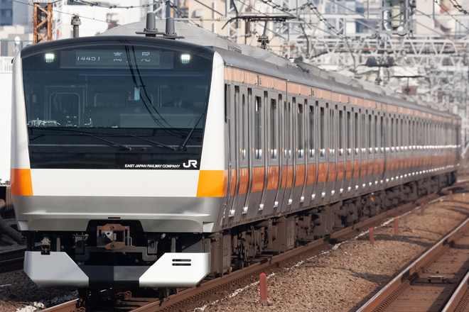 E233系トタT71編成を阿佐ヶ谷駅で撮影した写真