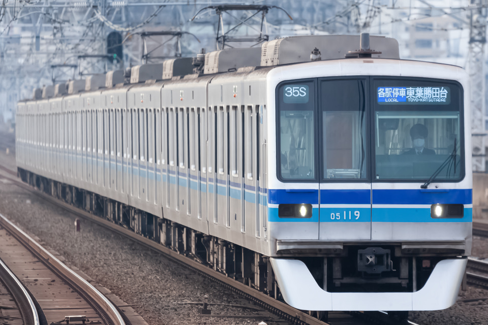 メトロ05系05-119F<br class="br-sp" />(05-119編成)の写真