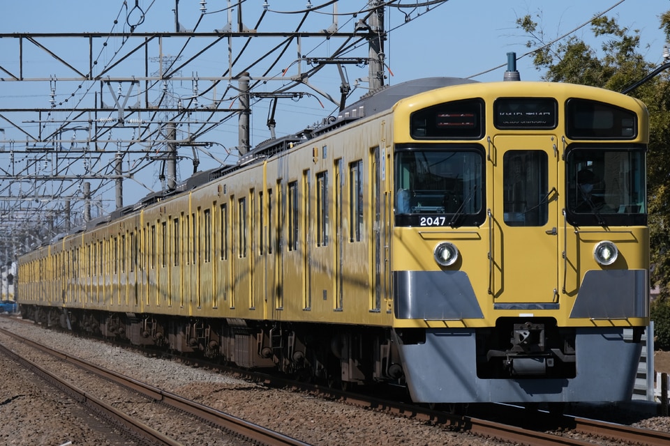 西武2000系2047F<br class="br-sp" />(2047編成)の写真