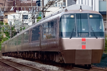 小田急電鉄  30000形 30055F
