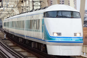東武鉄道  100系 108F
