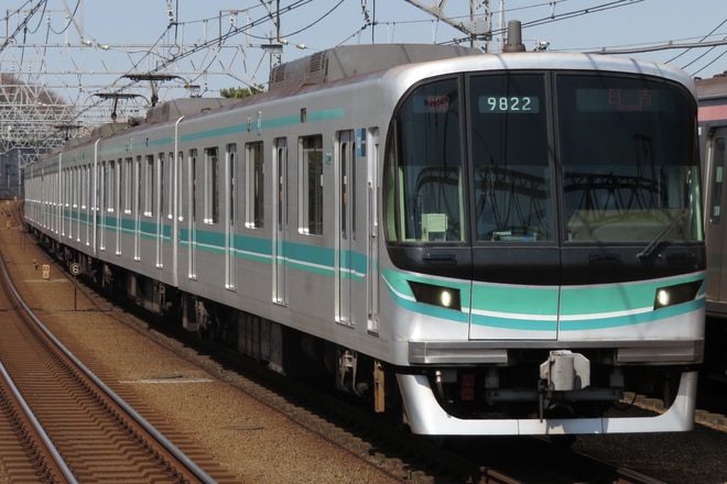 王子検車区9000系9122Fを多摩川駅で撮影した写真