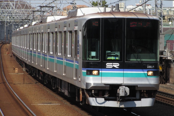 浦和美園車両基地2000系2101Fを多摩川駅で撮影した写真