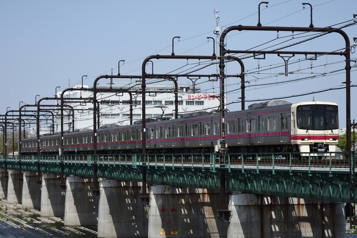京王電鉄  8000系 8726F