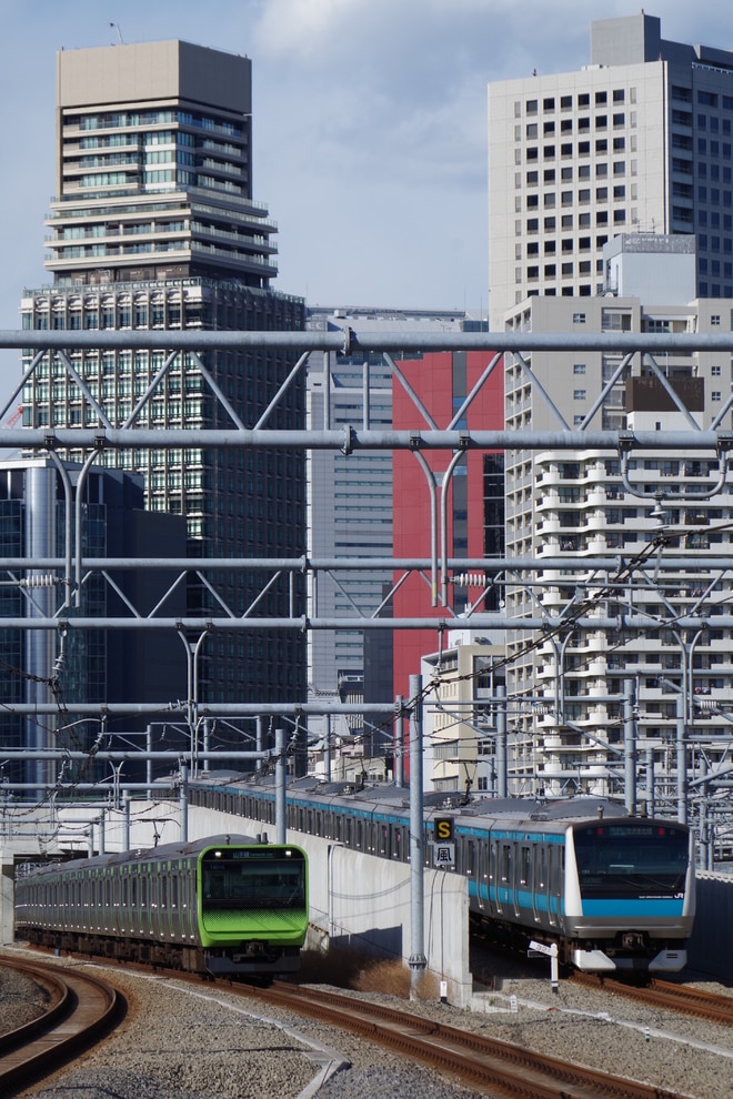 東京総合車両センター本区E235系トウ41編成を高輪ゲートウェイ駅で撮影した写真