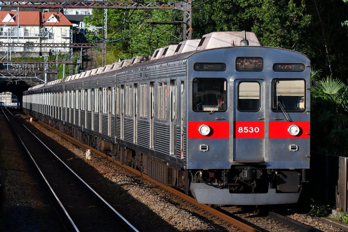 東急電鉄  8500系 8630f