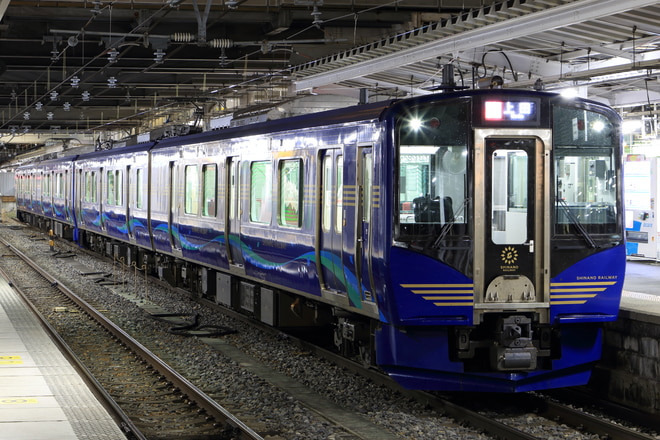 SR1系S101編成を長野駅で撮影した写真