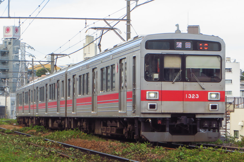 東急1000系1023F<br class="br-sp" />(1023編成)の写真