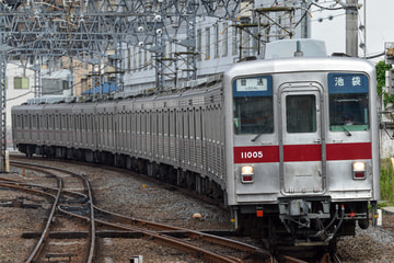 東武鉄道  10000系 11005F