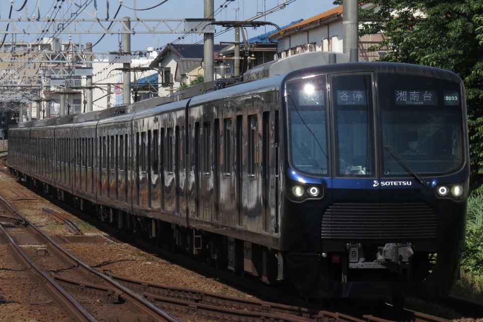 相鉄20000系20103×10<br class="br-sp" />(20103F)(20103編成)の写真