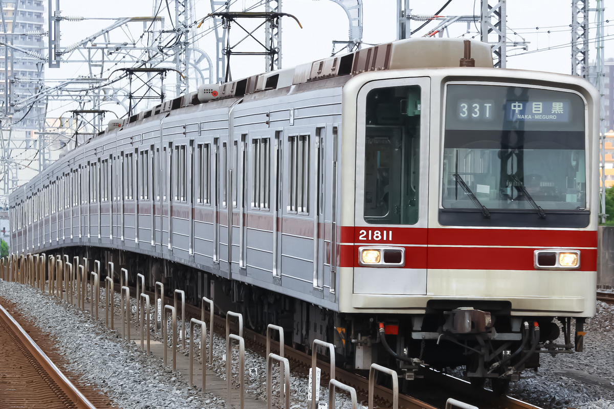 東武鉄道  20000系 21811F