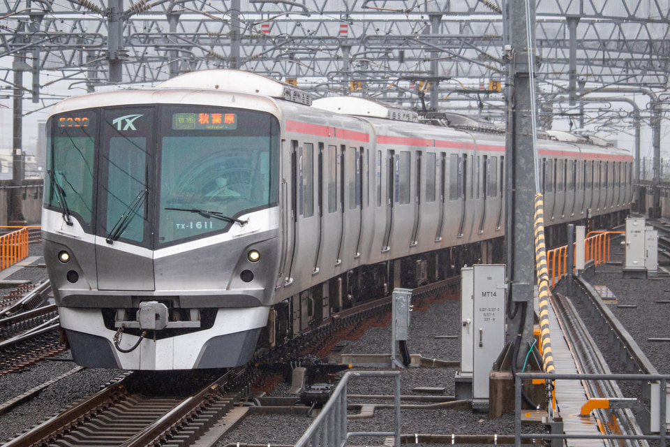TXTX-1000系第11編成<br class="br-sp" />(TX-1111F)(1111F)(1111編成)の写真