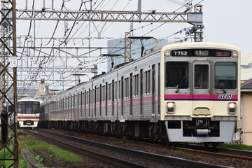 京王電鉄  7000系 7702F