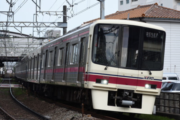 京王電鉄  8000系 8729F