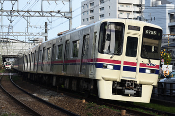 京王電鉄  9000系 9705F
