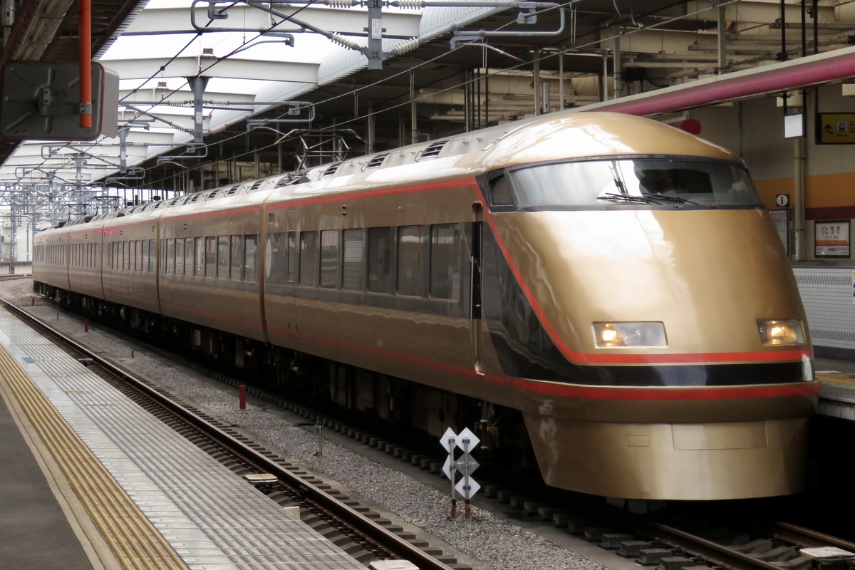 東武鉄道 南栗橋車両管区新栃木出張所 100系 