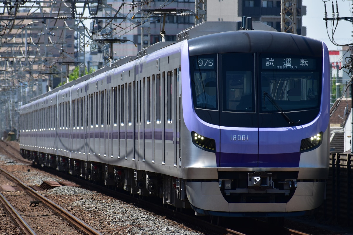 東京メトロ  18000系 18101F