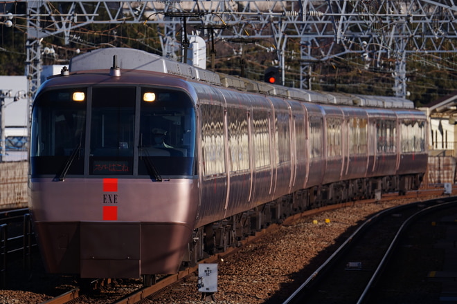 海老名検車区30000形30257×6を和泉多摩川駅で撮影した写真