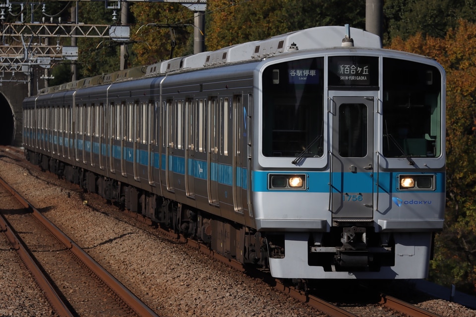 小田急1000形1756×6<br class="br-sp" />(1756F)(1756編成)の写真