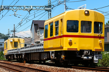 京急電鉄   デト11・12形 