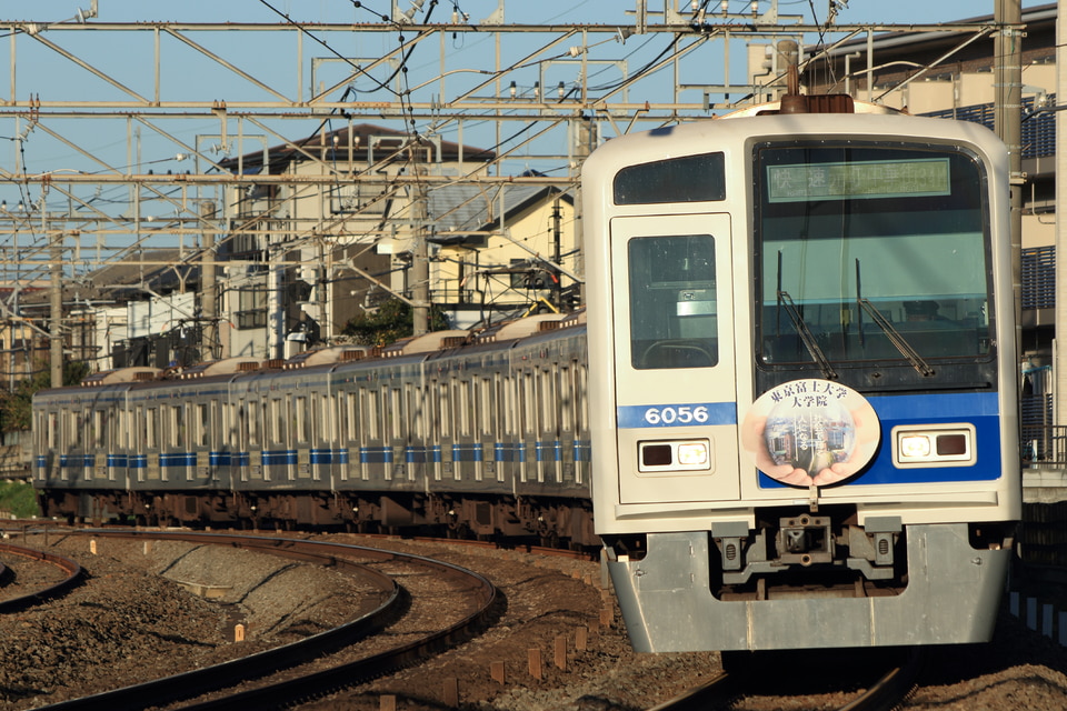 西武6000系6156F<br class="br-sp" />(6156編成)の写真