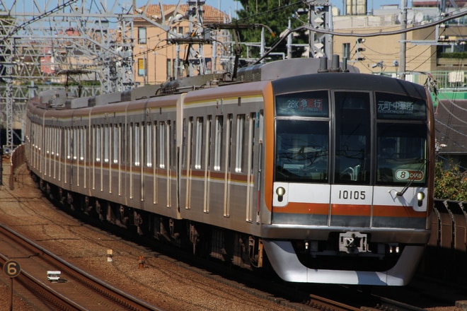 和光市検車区10000系10105Fを多摩川駅で撮影した写真