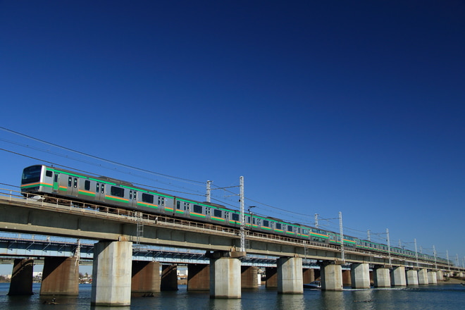 E231系を茅ヶ崎～平塚間で撮影した写真