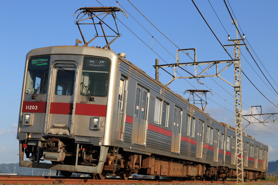 東武10000系11203F<br class="br-sp" />(11203編成)の写真