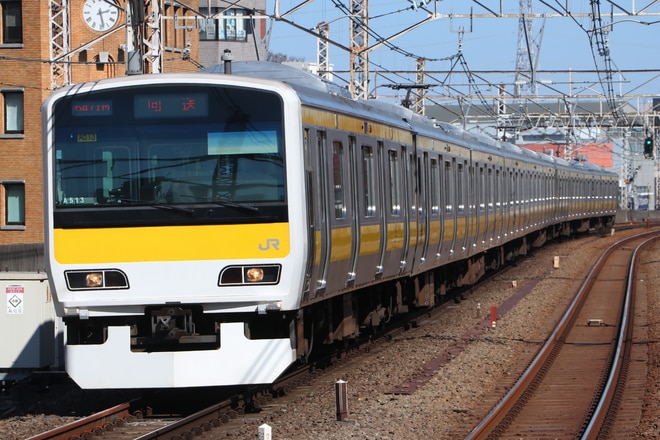 E231系ミツA513編成を吉祥寺駅で撮影した写真