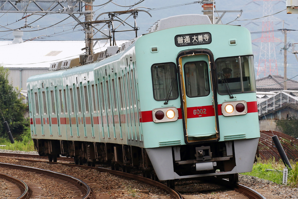 西鉄6000形6002F<br class="br-sp" />(6002編成)の写真