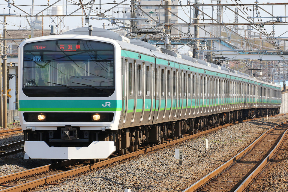 JR東E231系マト119編成の写真