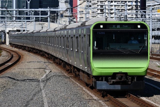 東京総合車両センターE235系トウ38編成を高輪ゲートウェイ駅で撮影した写真