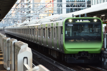 JR東日本 東京総合車両センター本区 E235系 トウ10編成