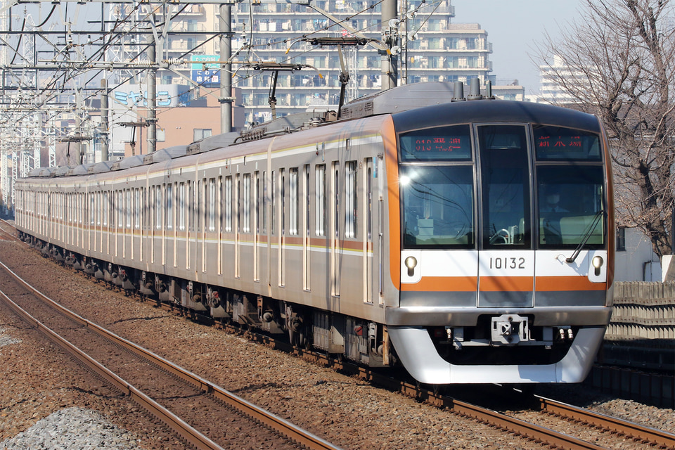 メトロ10000系10132F<br class="br-sp" />(10132編成)の写真