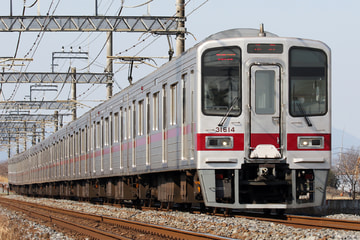 東武鉄道  30000系 31614F