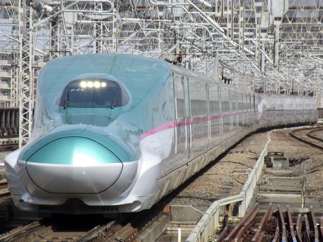 新幹線総合車両センターE5系U24編成を大宮駅で撮影した写真