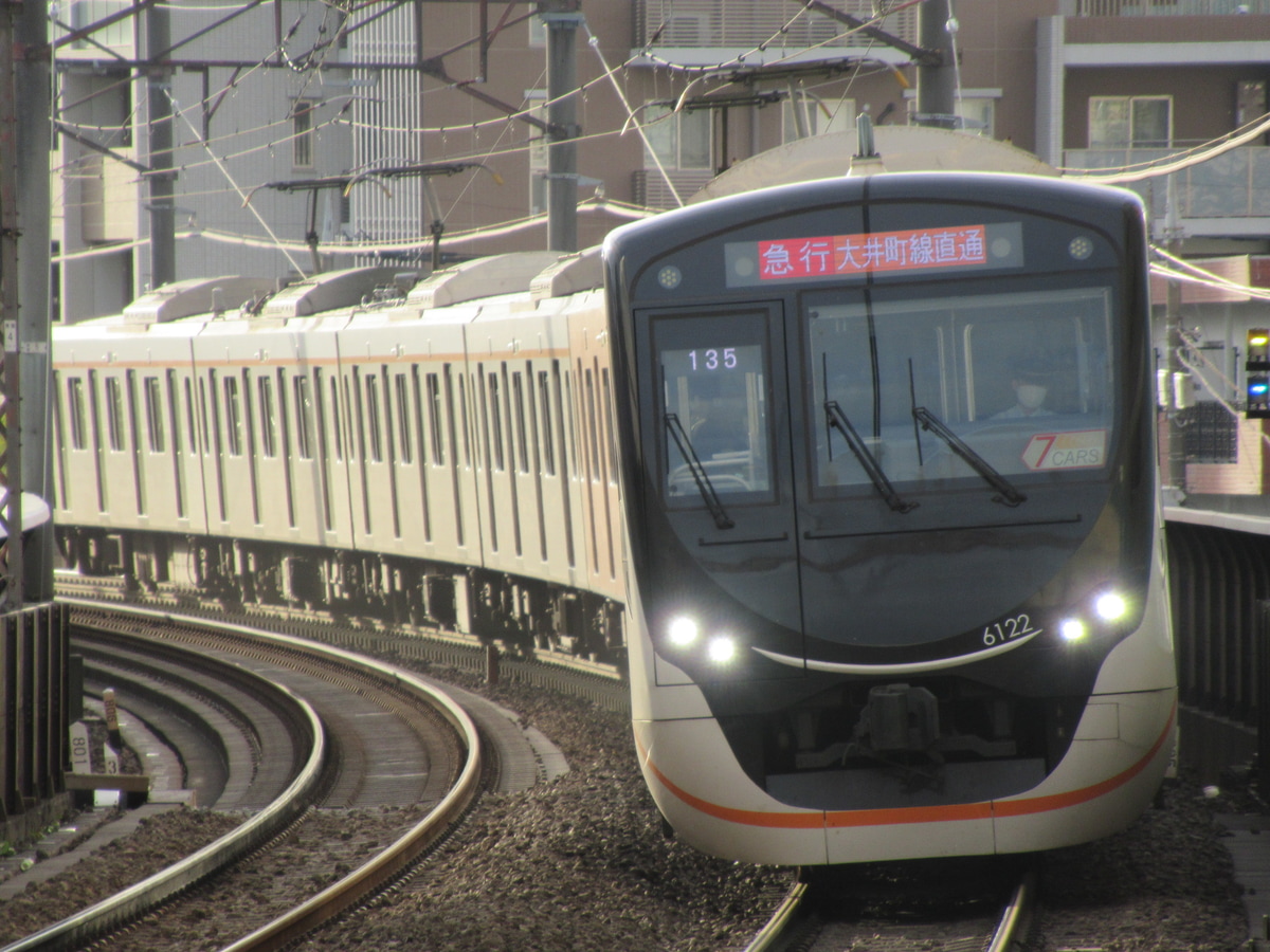 東急電鉄  6020系 6122F