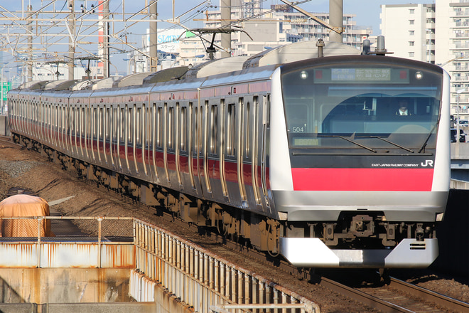 E233系ケヨ504編成を舞浜駅で撮影した写真