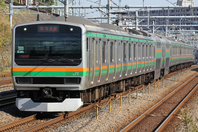 E231系コツK-34編成を新子安駅で撮影した写真